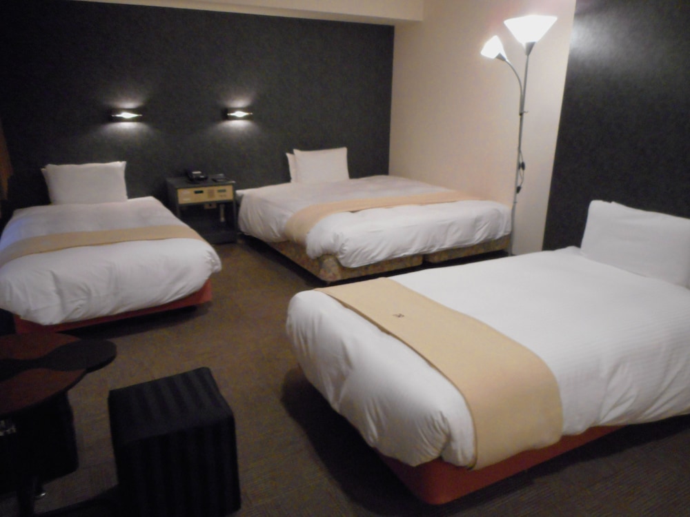 Green Rich Hotel Nishitetsu Ohashi Station