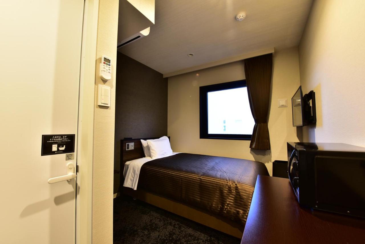 Hotel Livemax Fukuoka Tenjin West