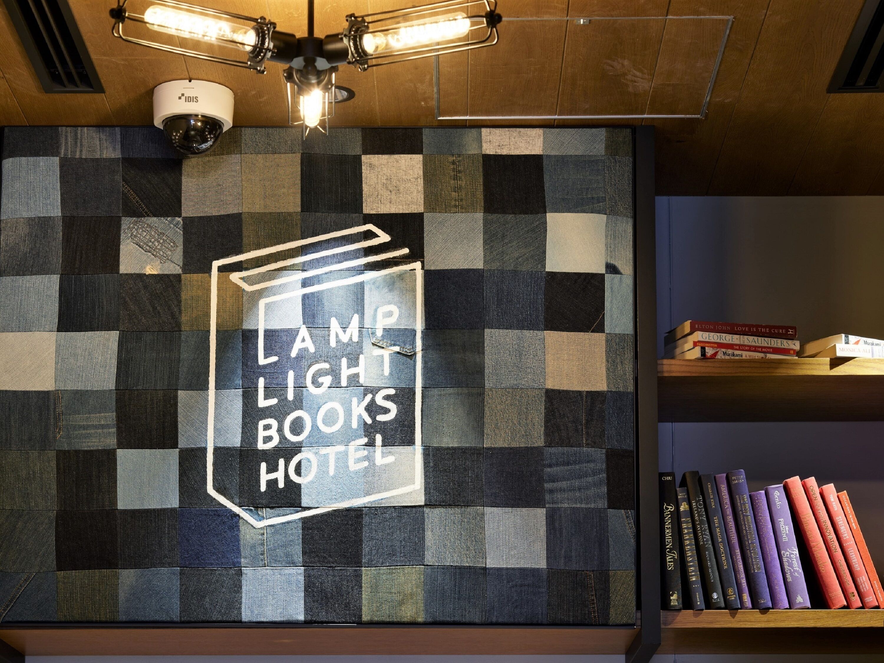 Lamp Light Books Hotel Fukuoka