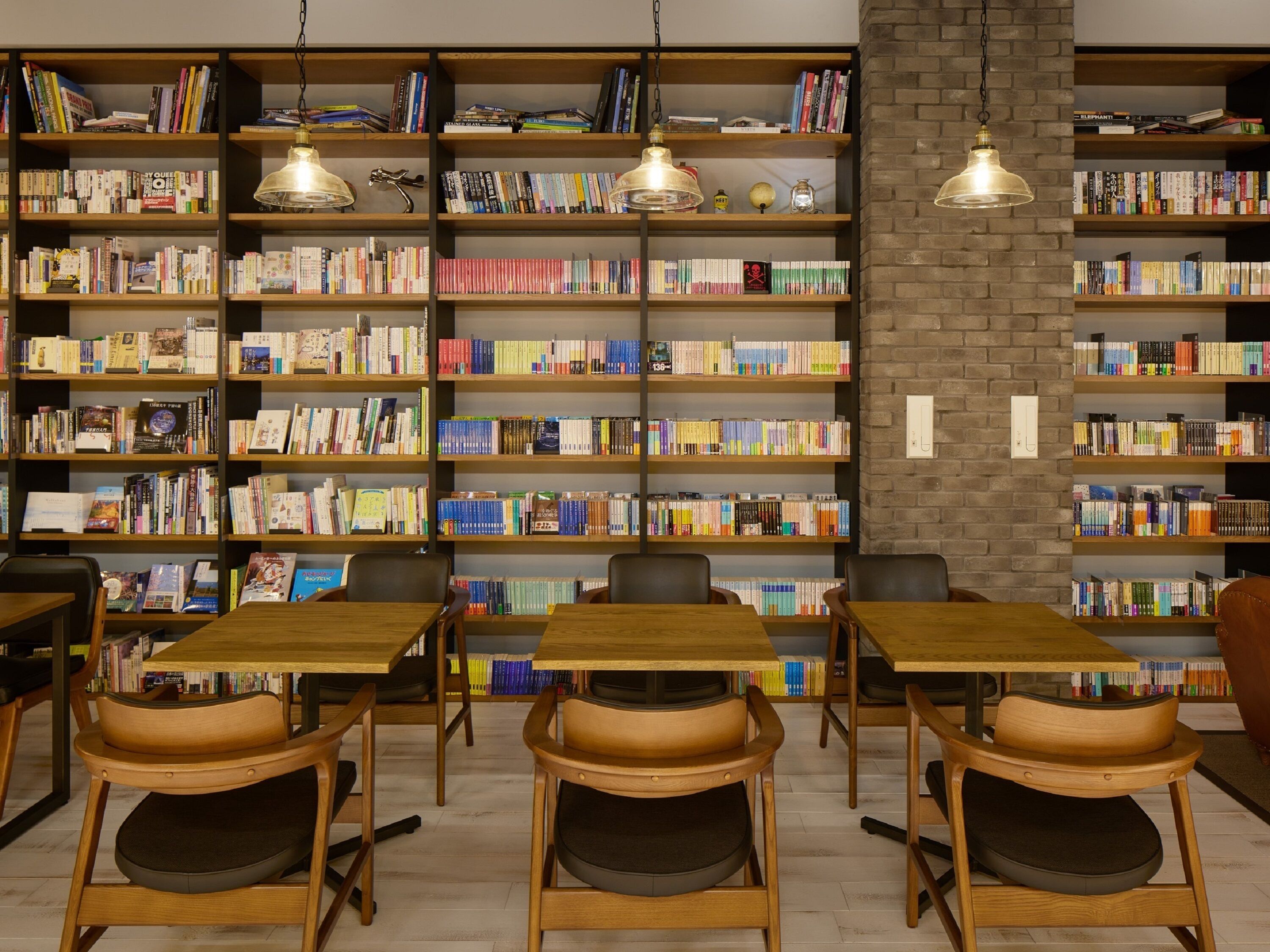 Lamp Light Books Hotel Fukuoka