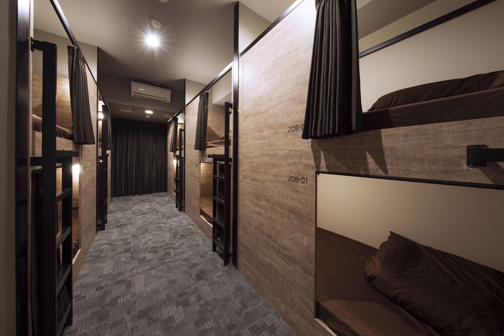 Montan Hakata Hostel