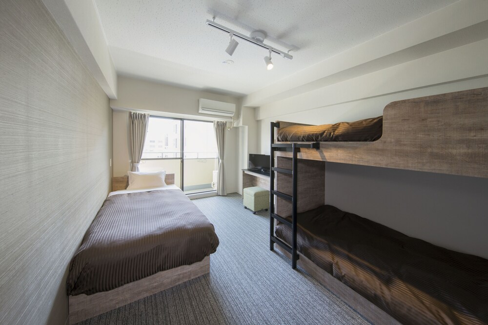 Montan Hakata Hostel