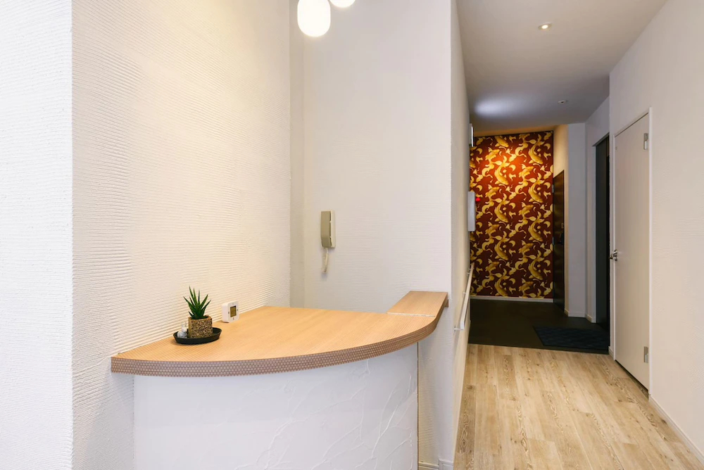 Ten Apartment Hotel
