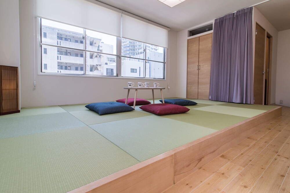 Ten Apartment Hotel
