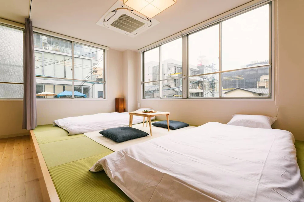 Ten Apartment Hotel