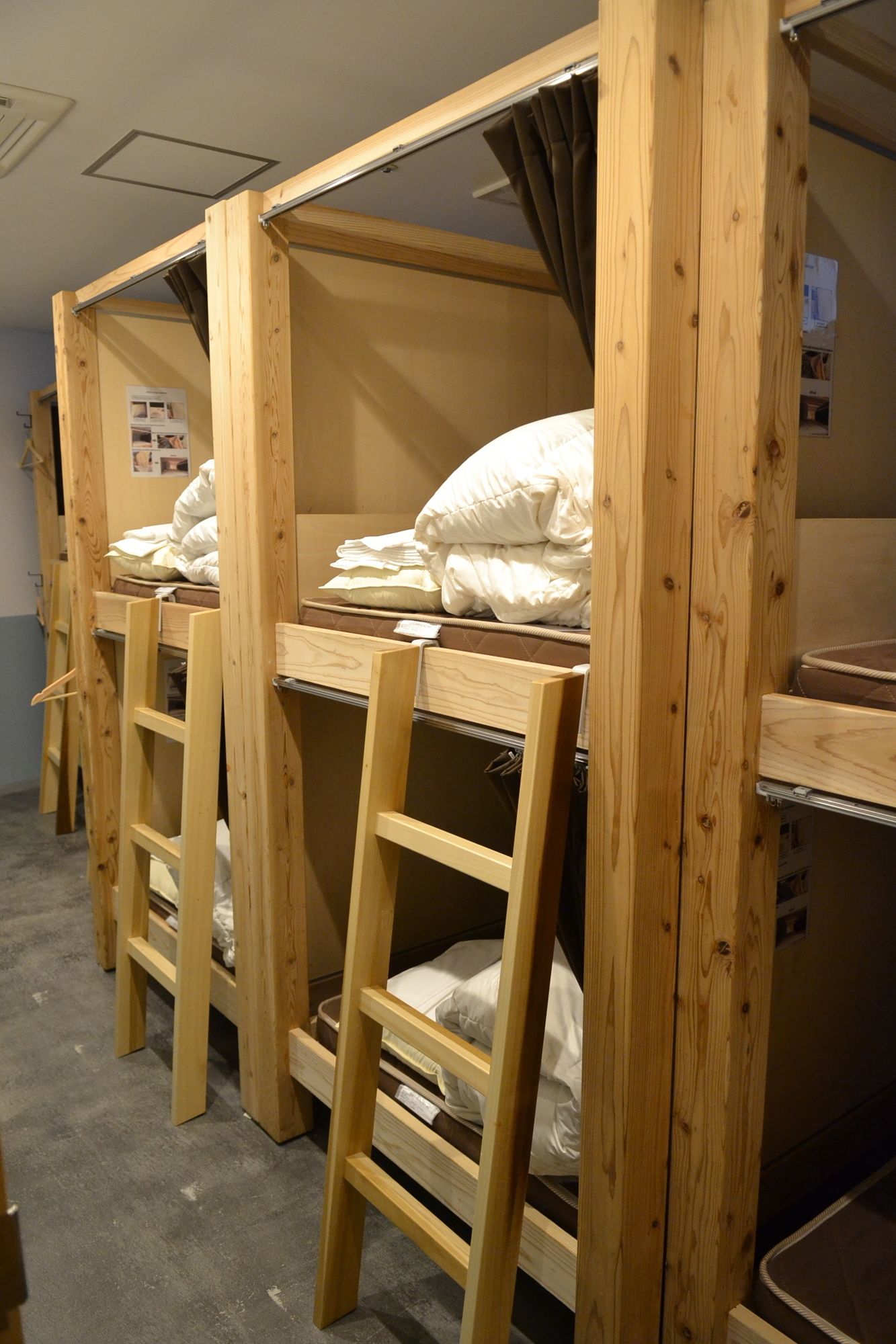 The Life Hostel & Bar Lounge