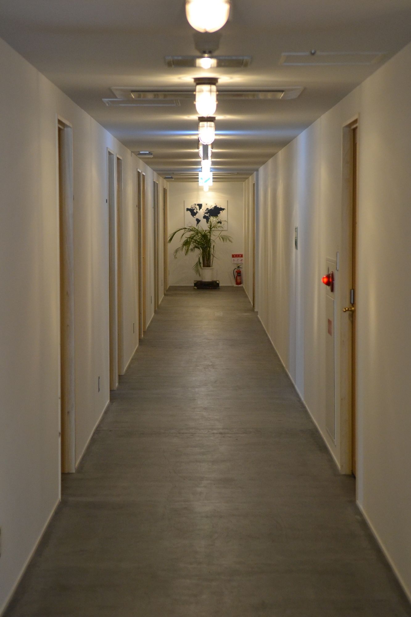 The Life Hostel & Bar Lounge