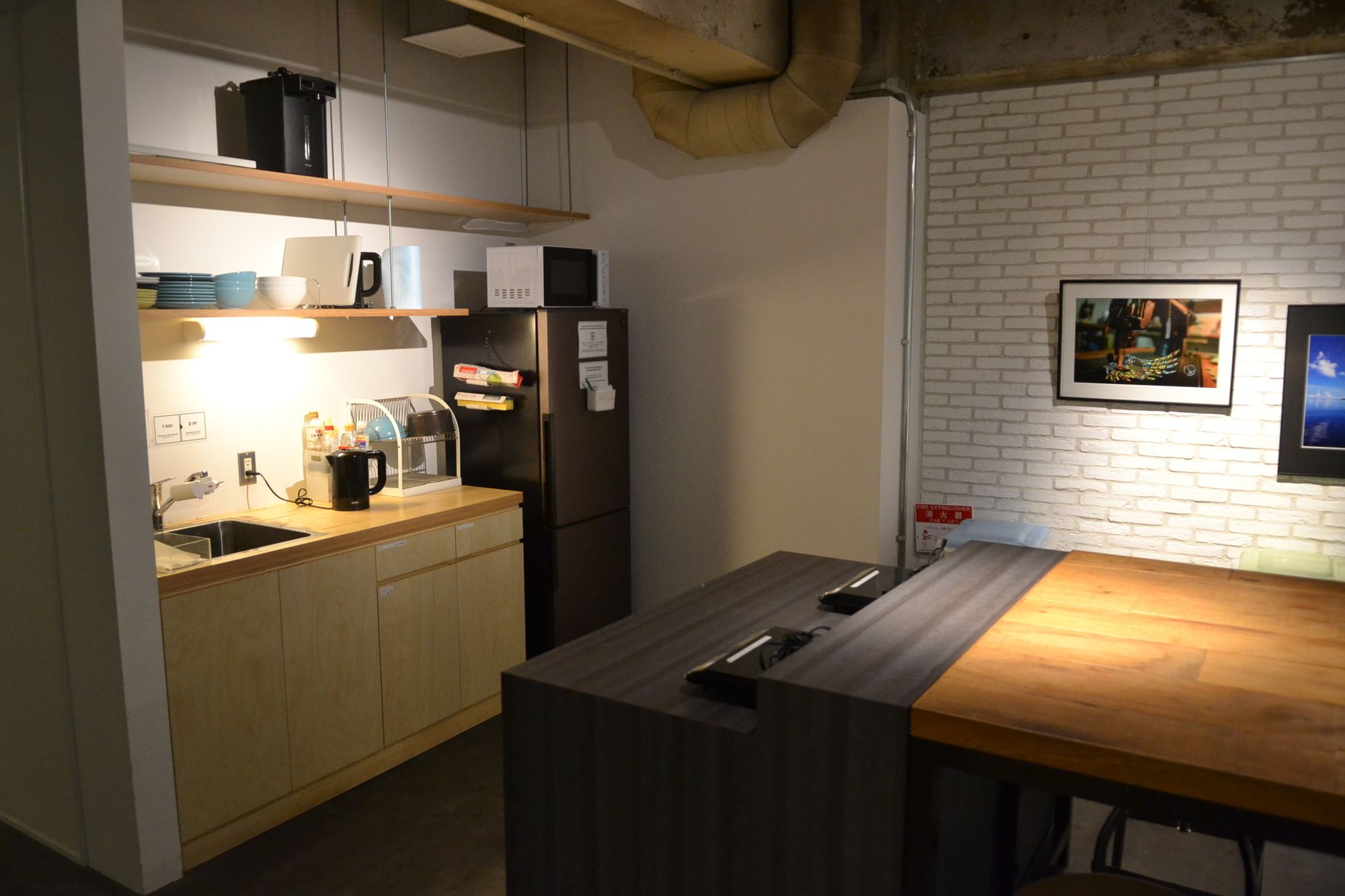 The Life Hostel & Bar Lounge