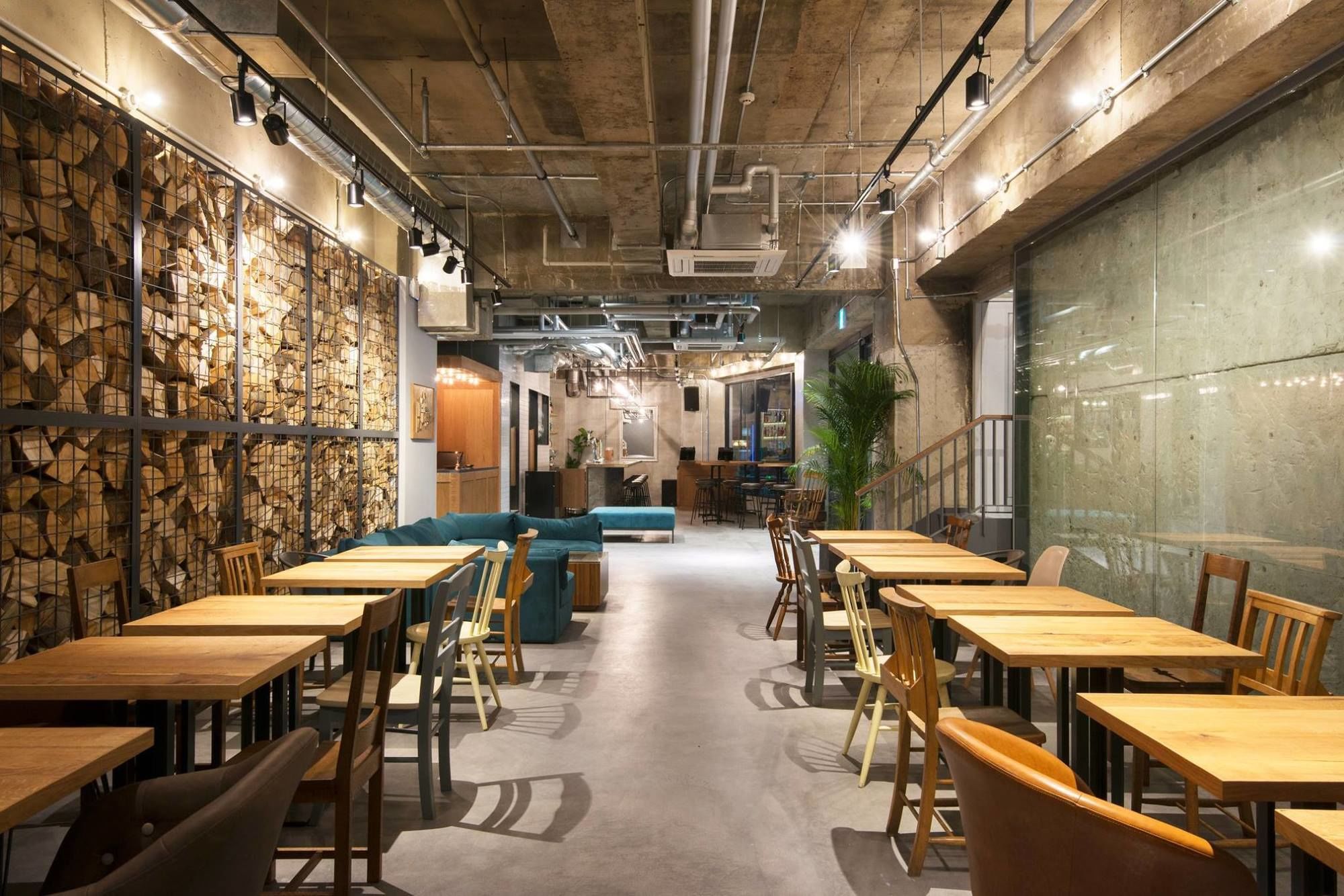 The Life Hostel & Bar Lounge