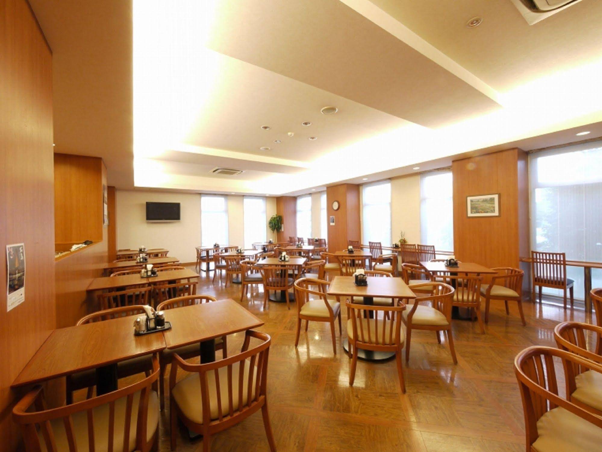 Hotel Route Inn Nakatsu Ekimae