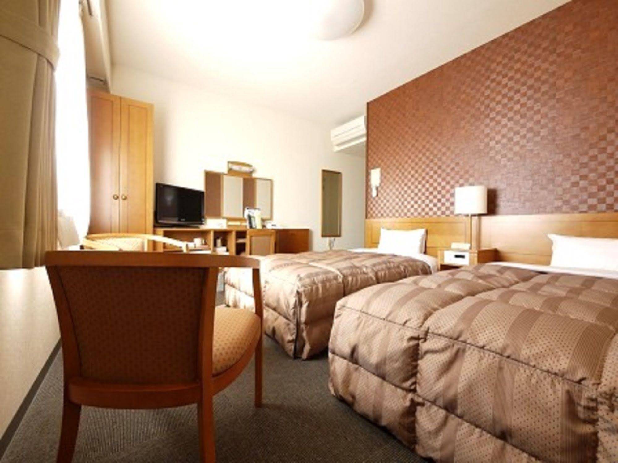 Hotel Route Inn Nakatsu Ekimae