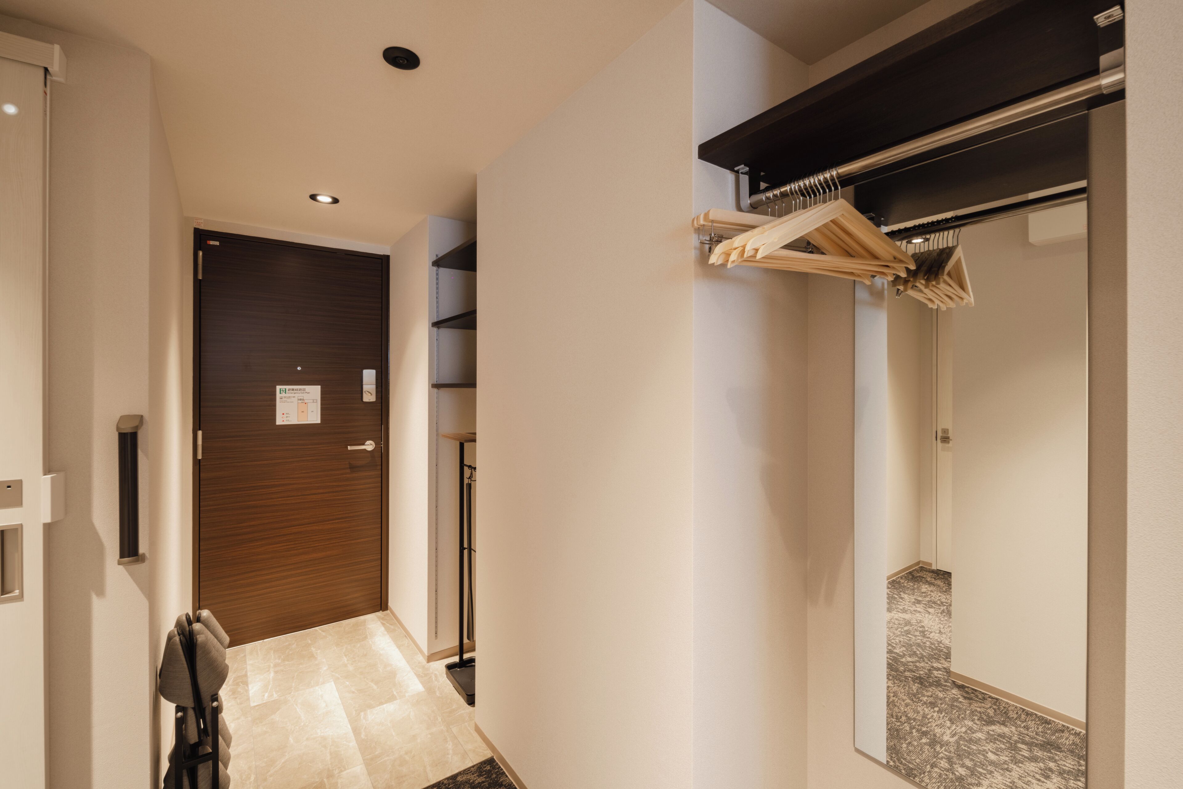Hotel Ninestates