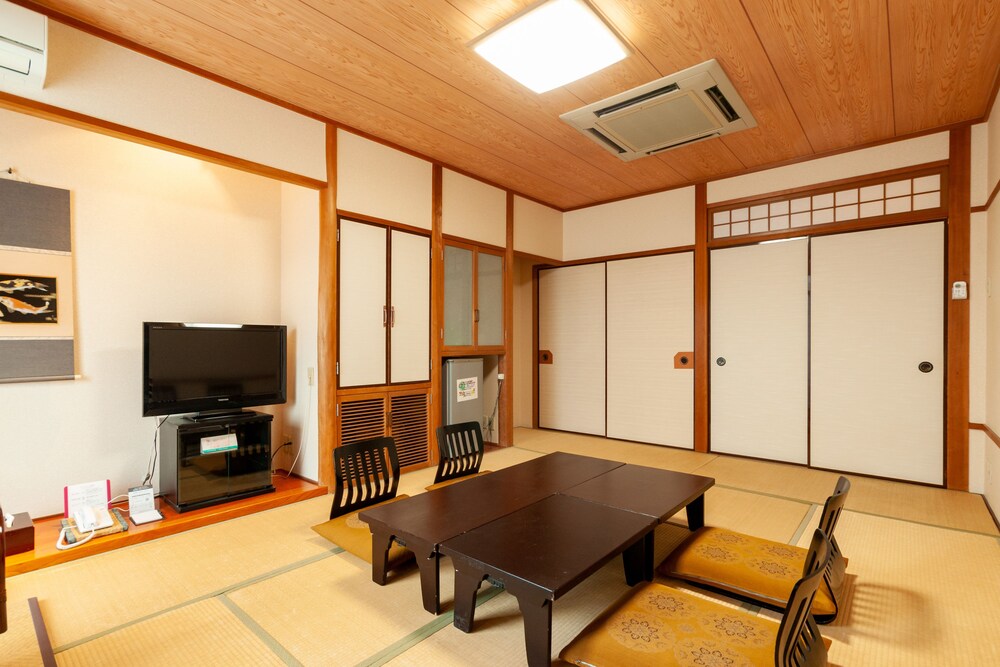 Kikuchi Grand Hotel