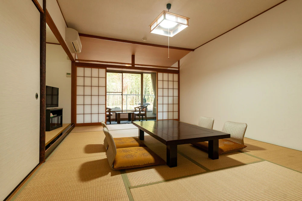 Kikuchi Grand Hotel