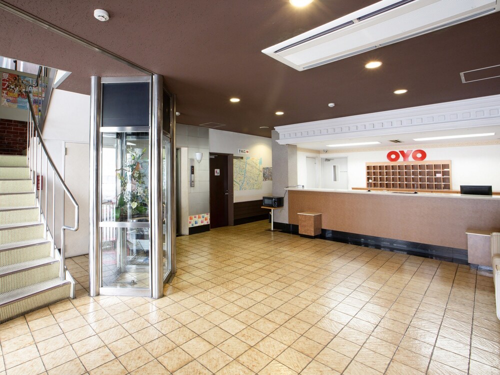 Business Hotel Yanagi Kitakyushu by OYO Rooms