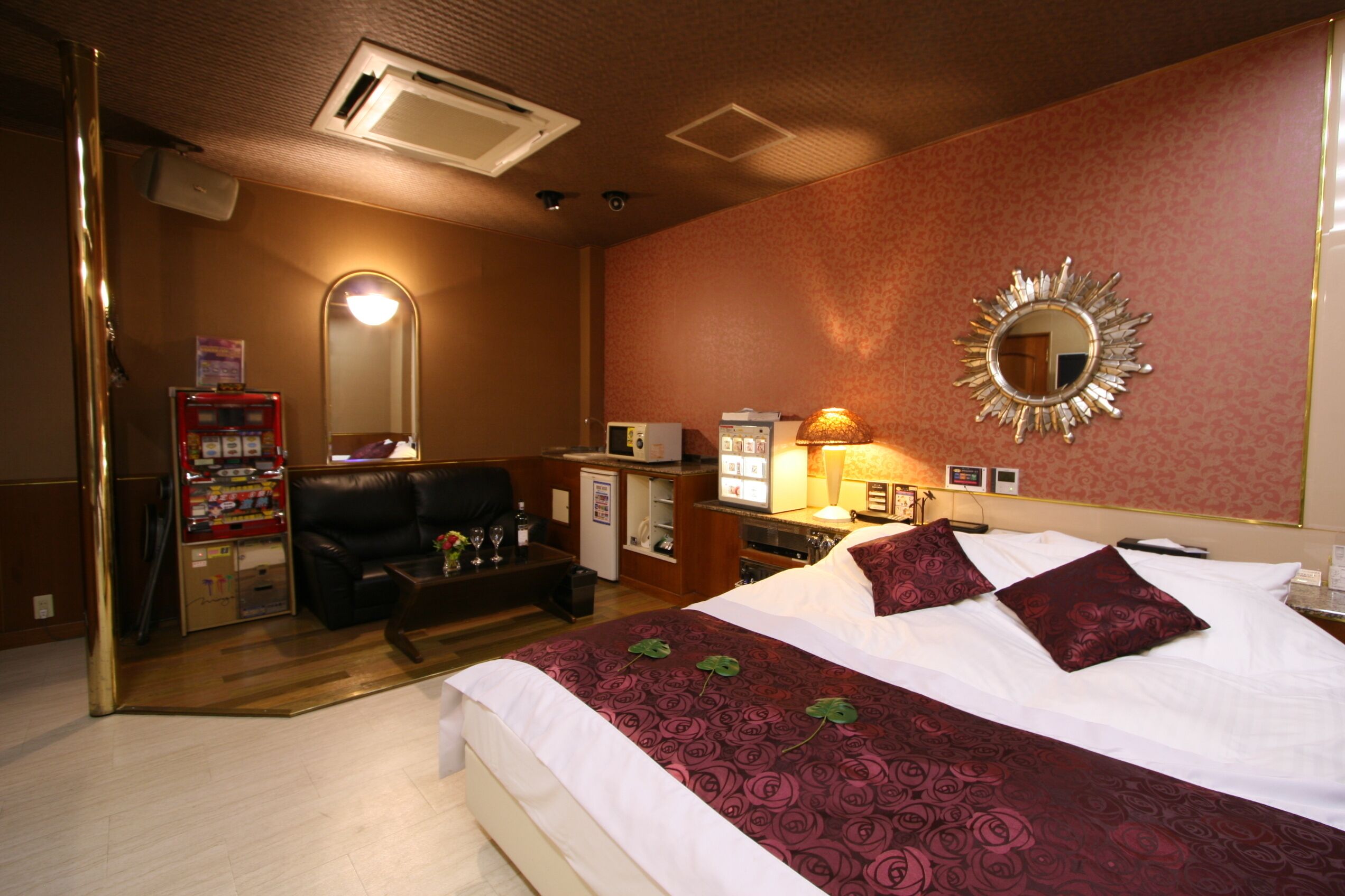 Restay Penthouse Love Hotel