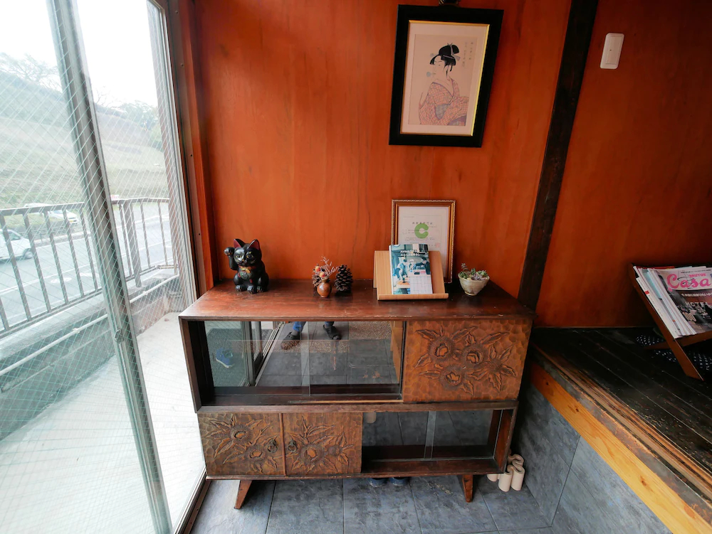 Sumitsugu House West