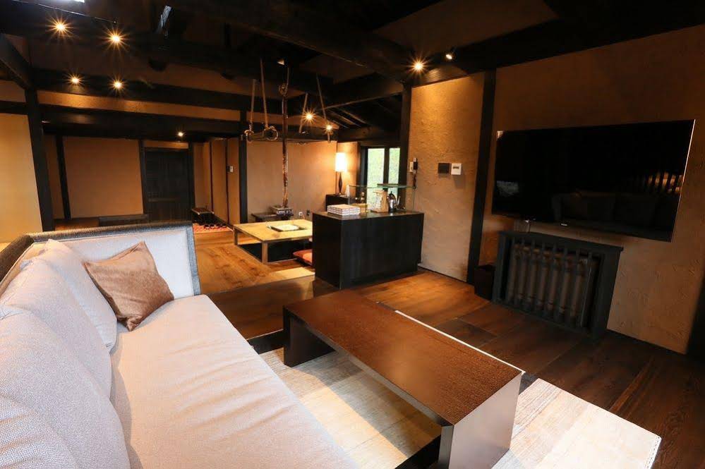 Kurokawa Onsen Gosho Gekkoju