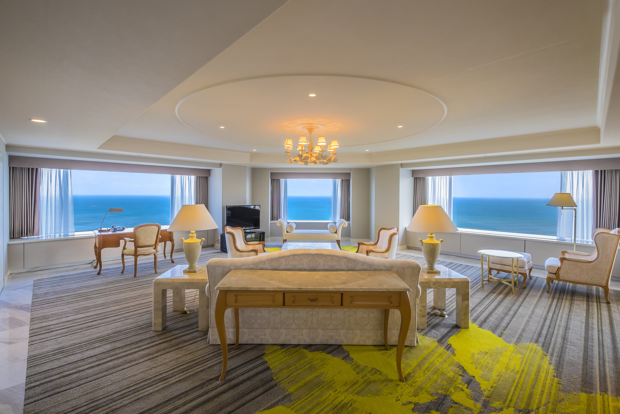 Phoenix Seagaia Ocean Tower