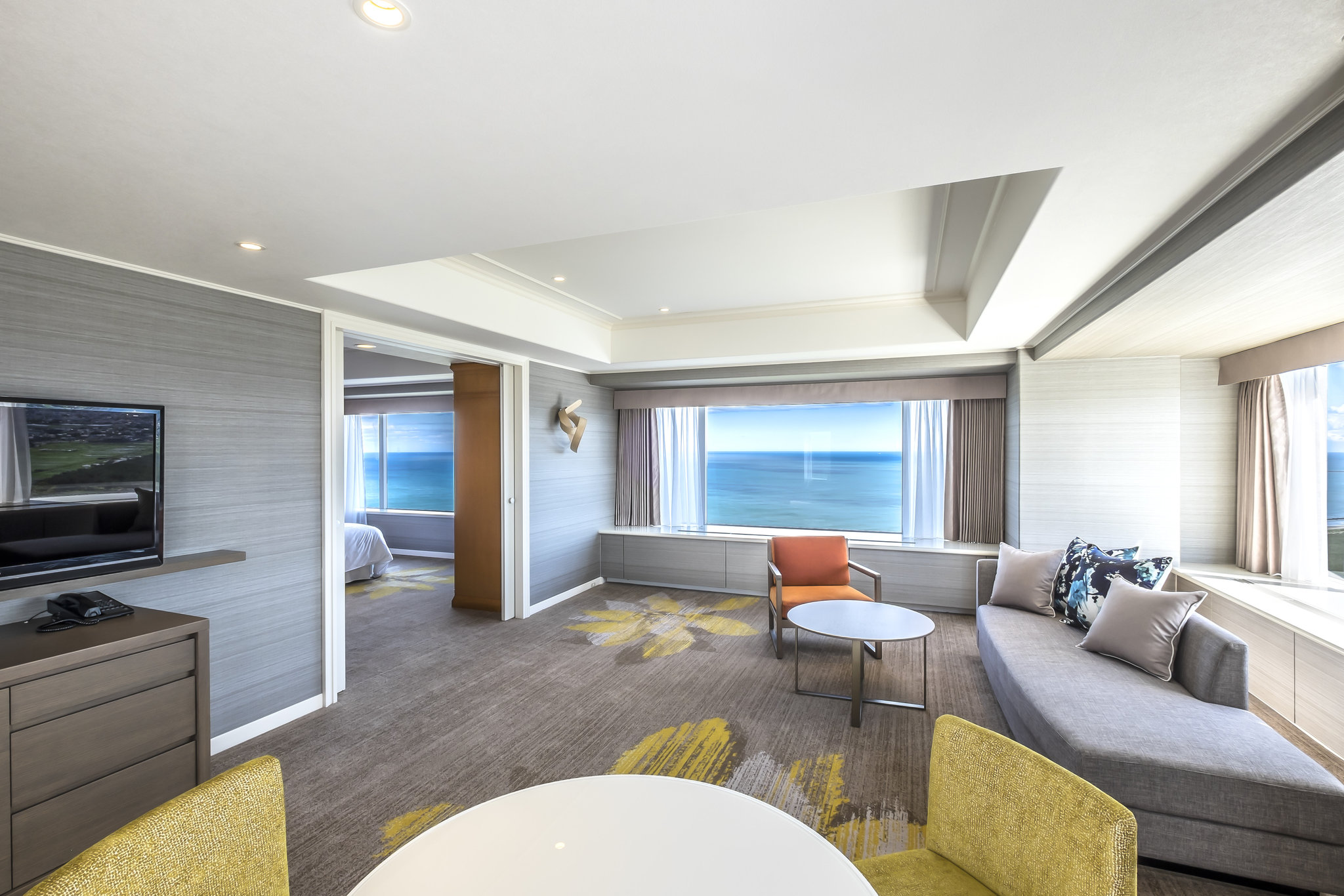 Phoenix Seagaia Ocean Tower