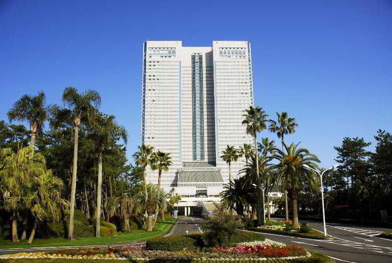 Phoenix Seagaia Ocean Tower