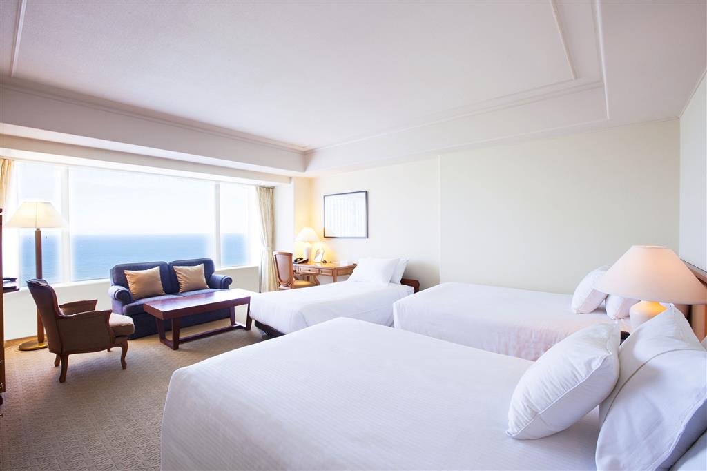 Phoenix Seagaia Ocean Tower