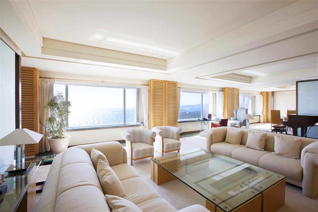 Phoenix Seagaia Ocean Tower