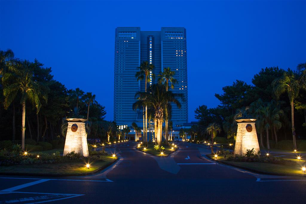 Phoenix Seagaia Ocean Tower