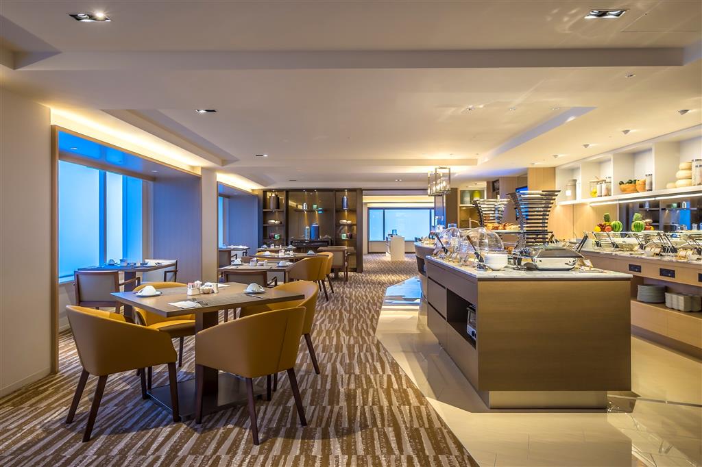 Phoenix Seagaia Ocean Tower