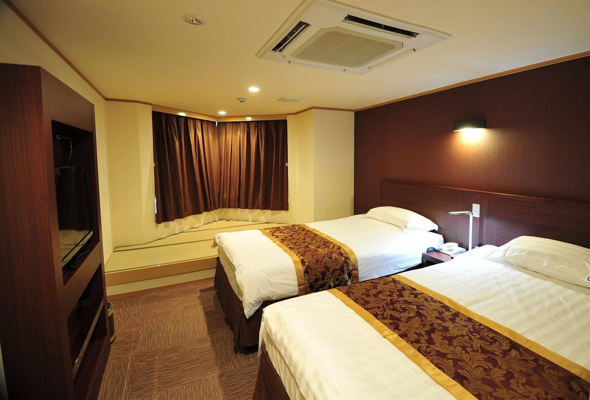 Hotel Marine World