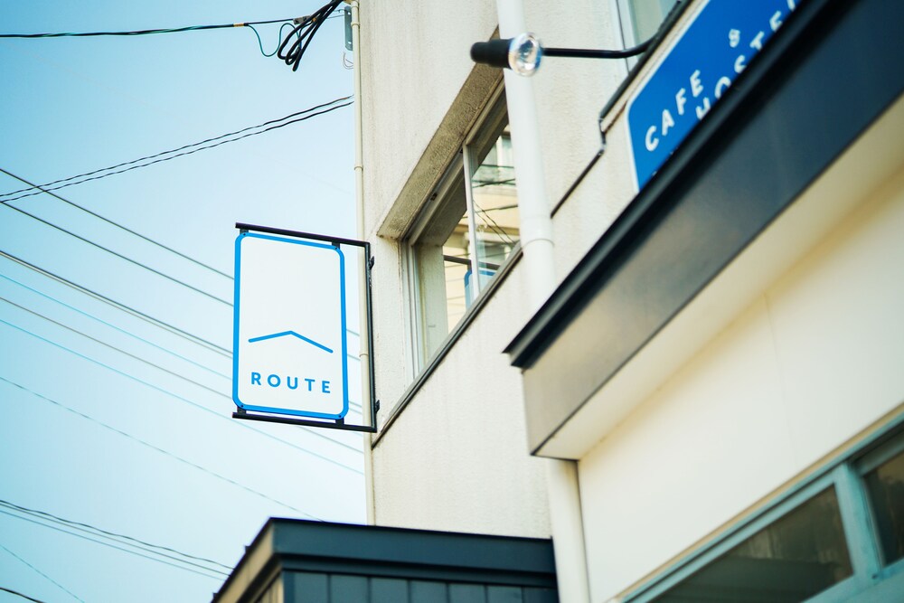 Route - Cafe and Petit Hostel