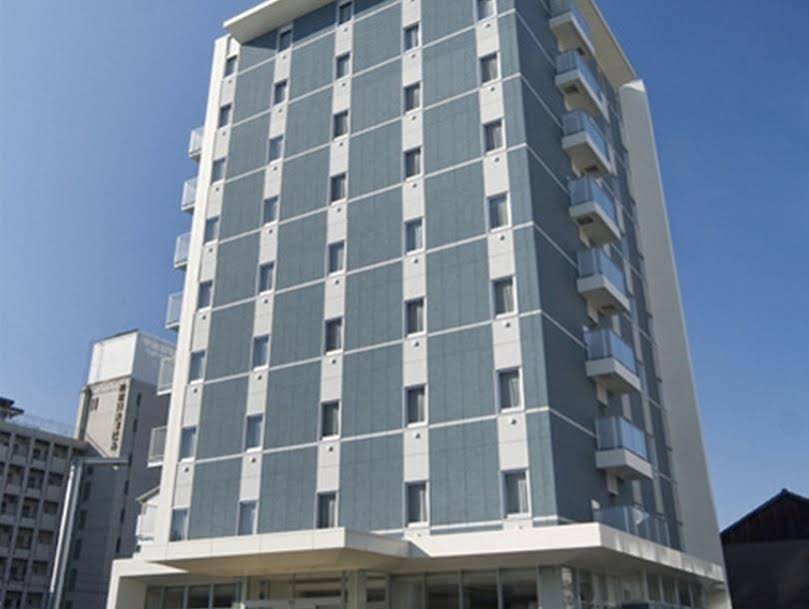 a. Suehiro Hotel