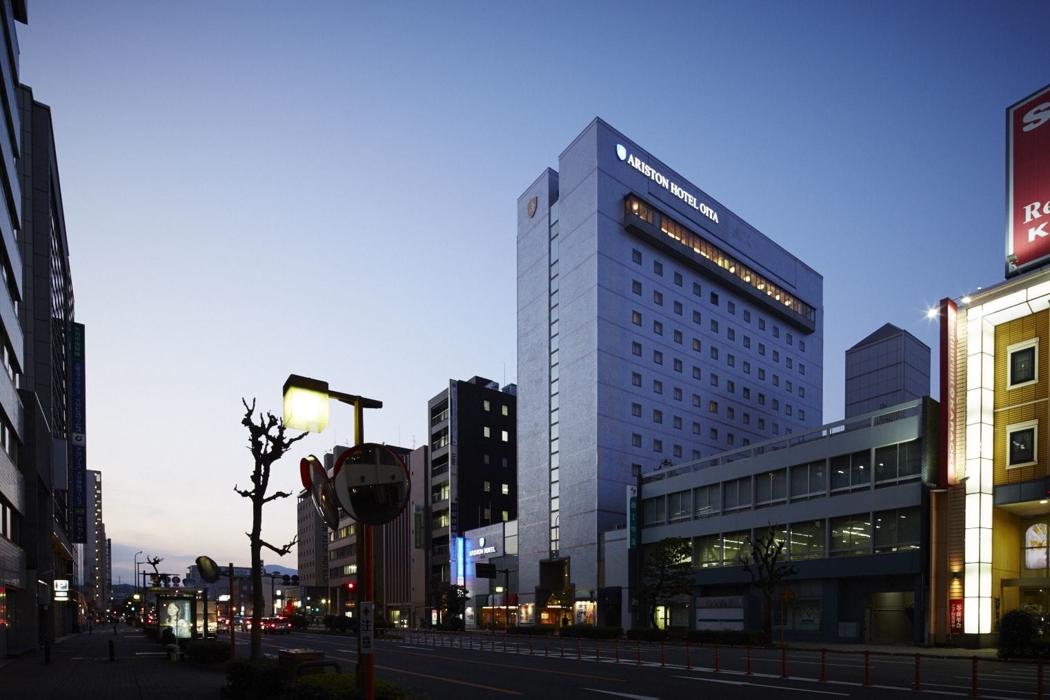 Art Hotel Oita