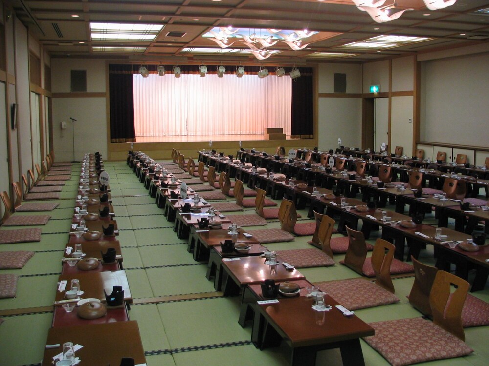 Hotel Shirasagi