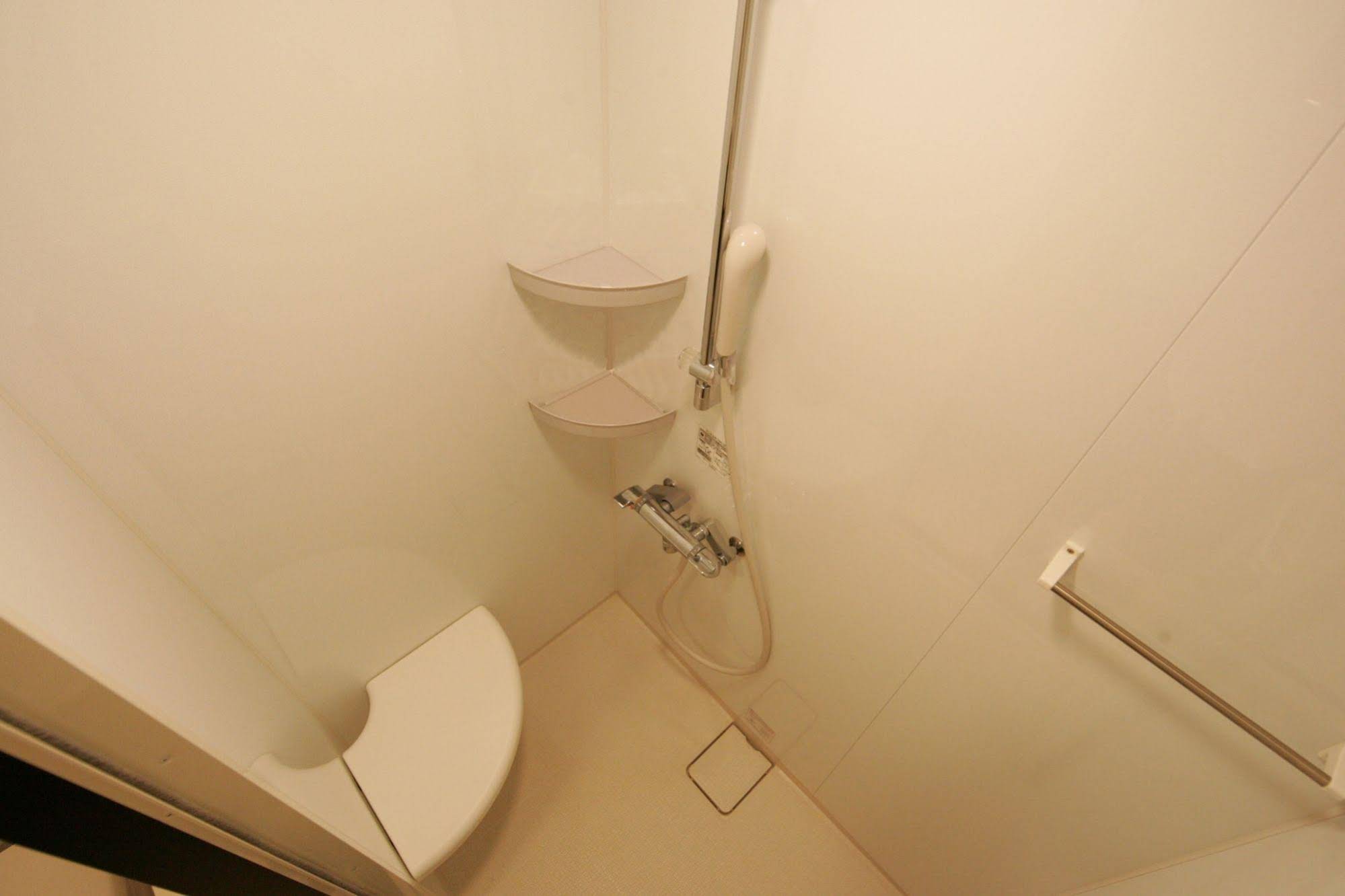Green Rich Hotel Tosu Ekimae