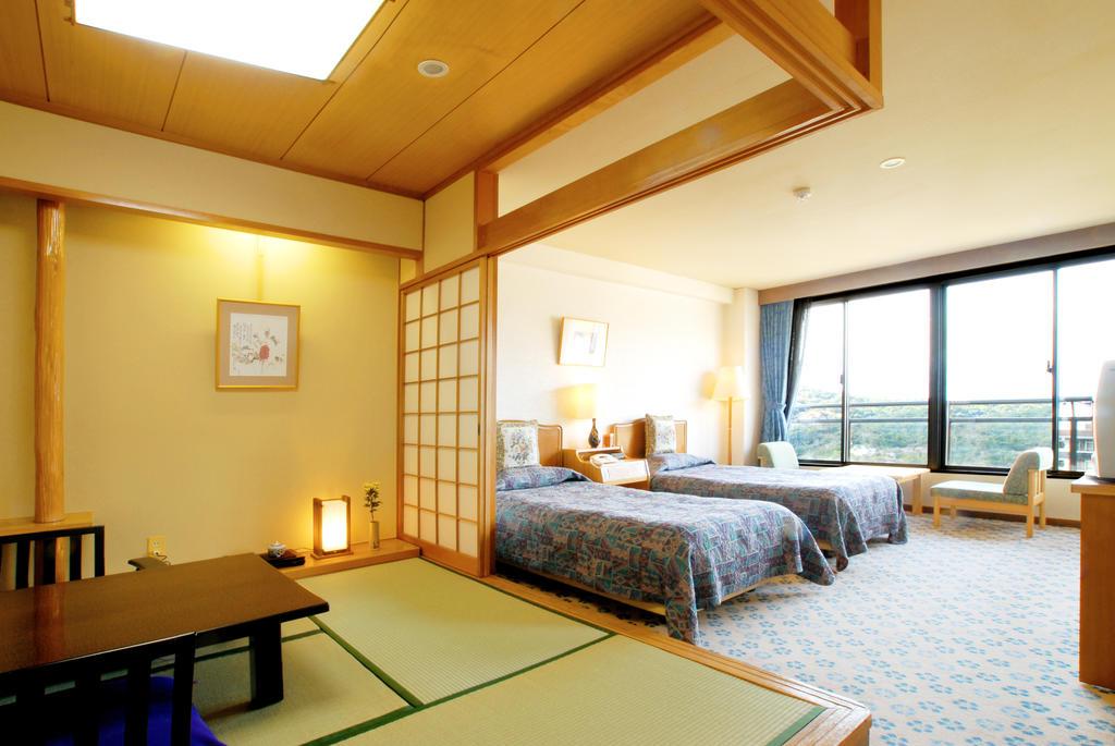 Unzen Miyazaki Ryokan