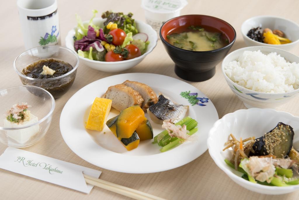Yakushima Iwasaki Hotel