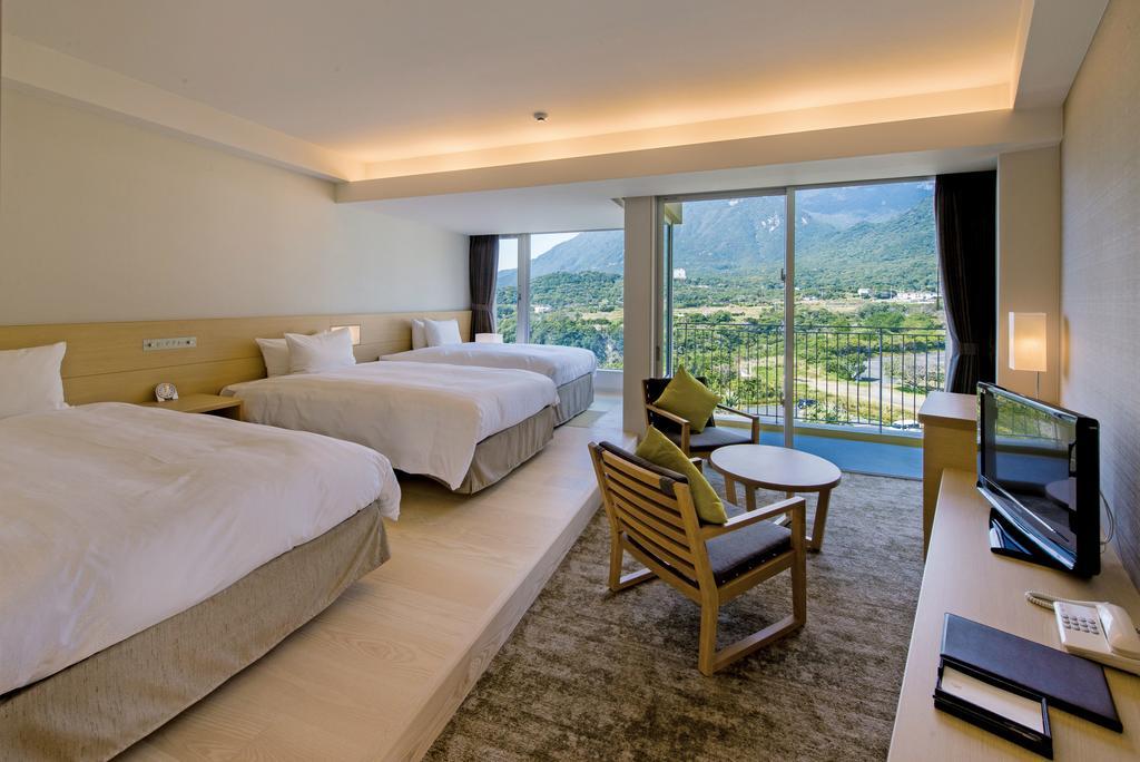 Yakushima Iwasaki Hotel
