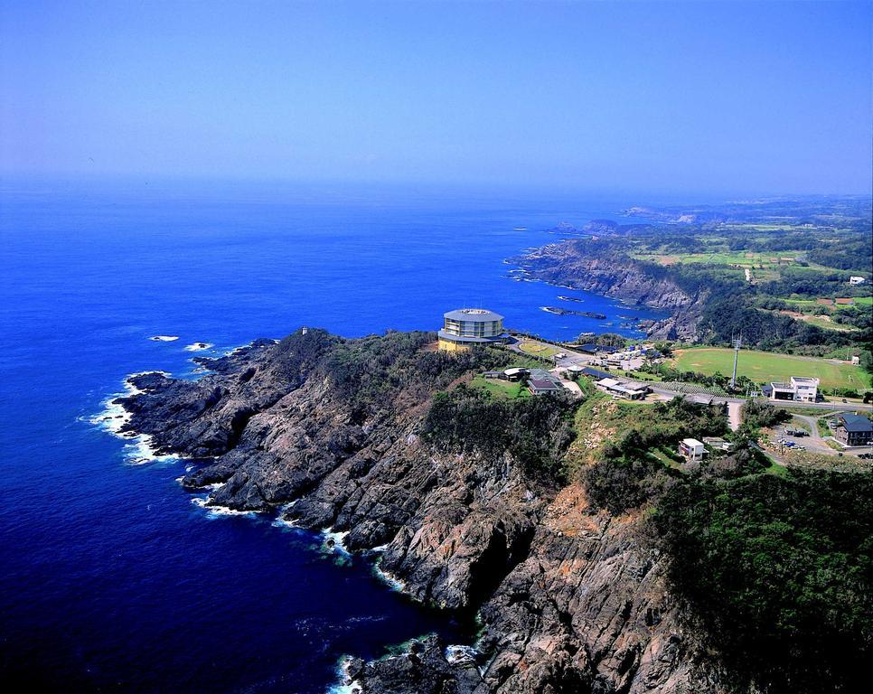 Yakushima Iwasaki Hotel