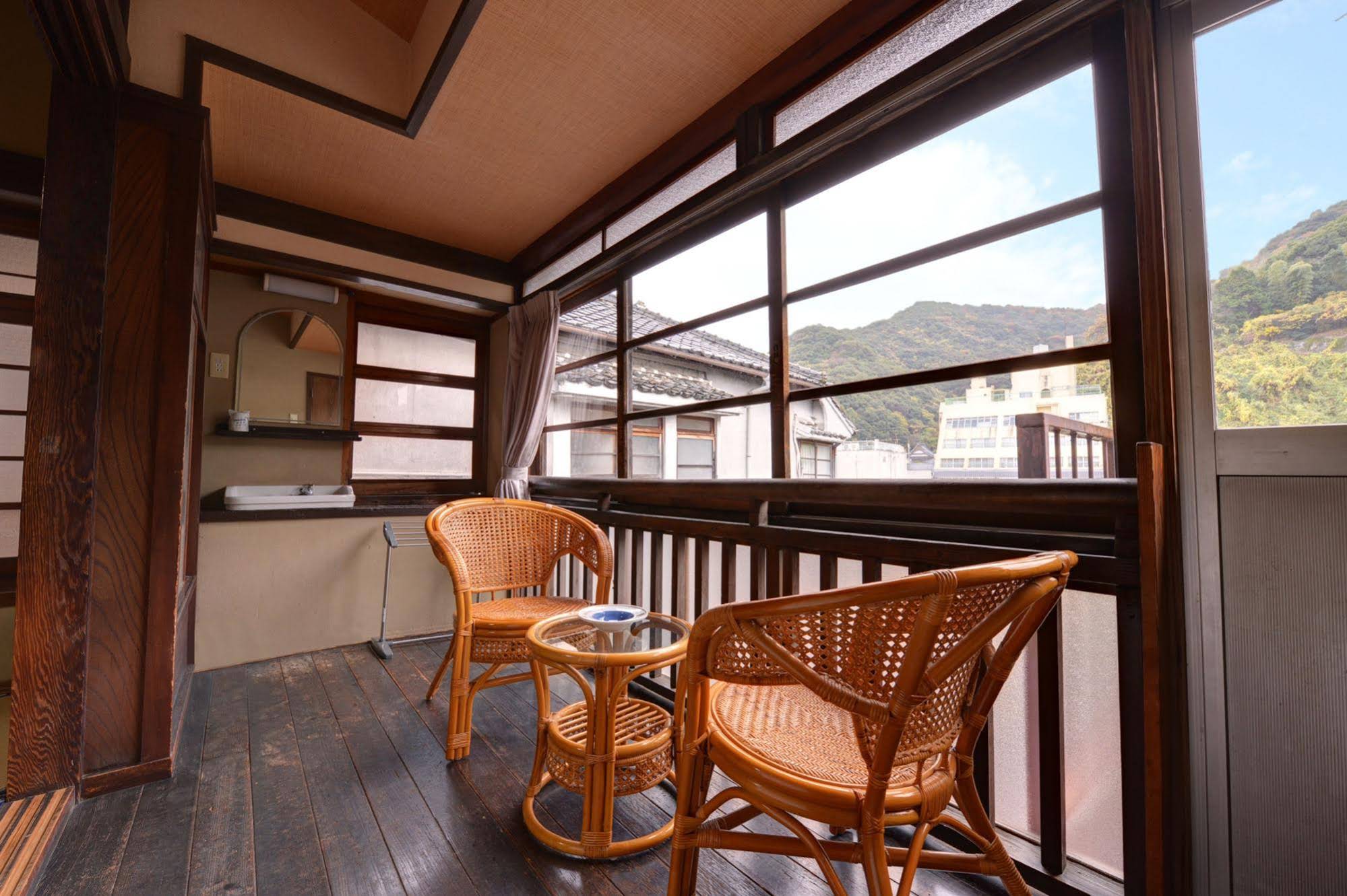 Hinagu Onsen Kinparo