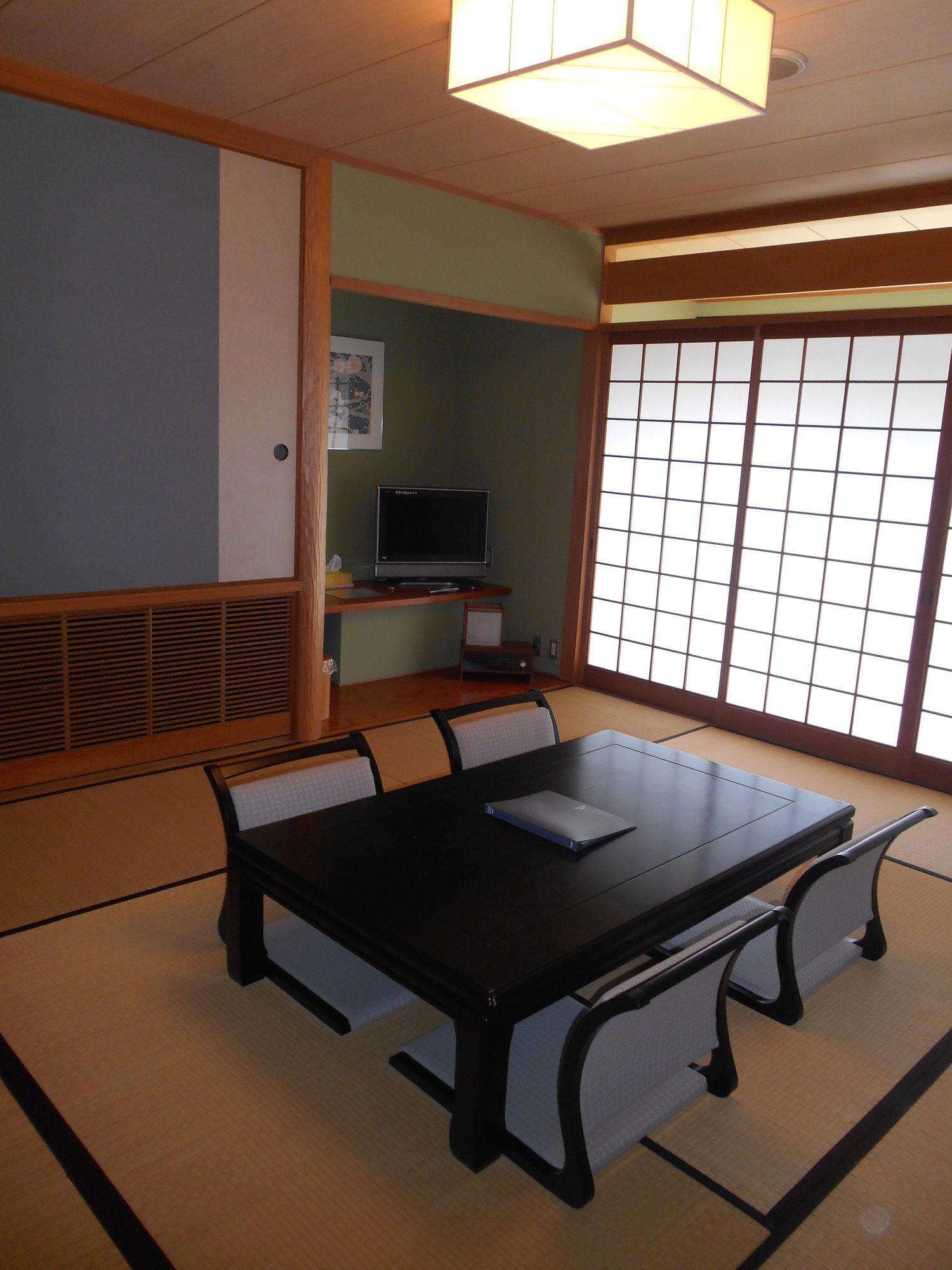Benikea Yufuin Kinrinko Hotel Museum