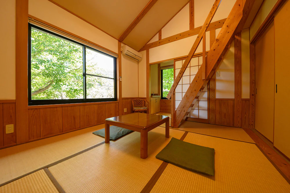 Yufuin Flore House