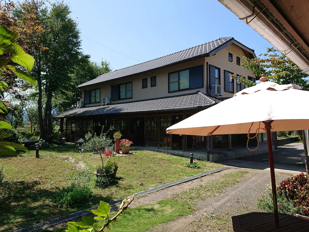 Yufuin Flore House