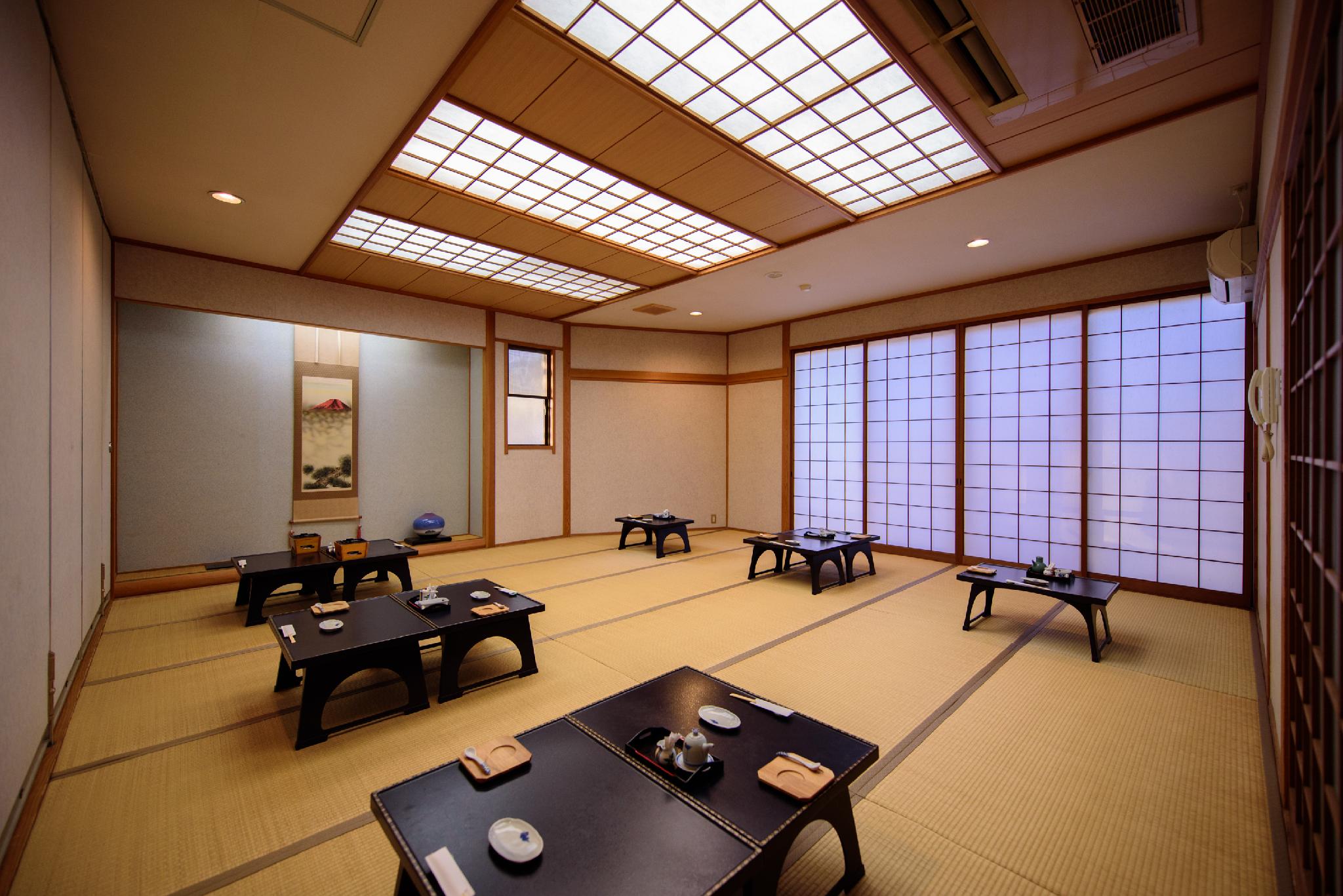 Yufuin Onsen Wafu Ryokan Tsuenosho