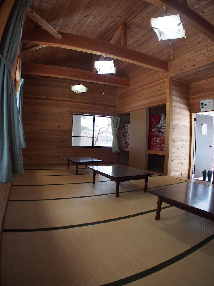 Takibi Hut Campsite
