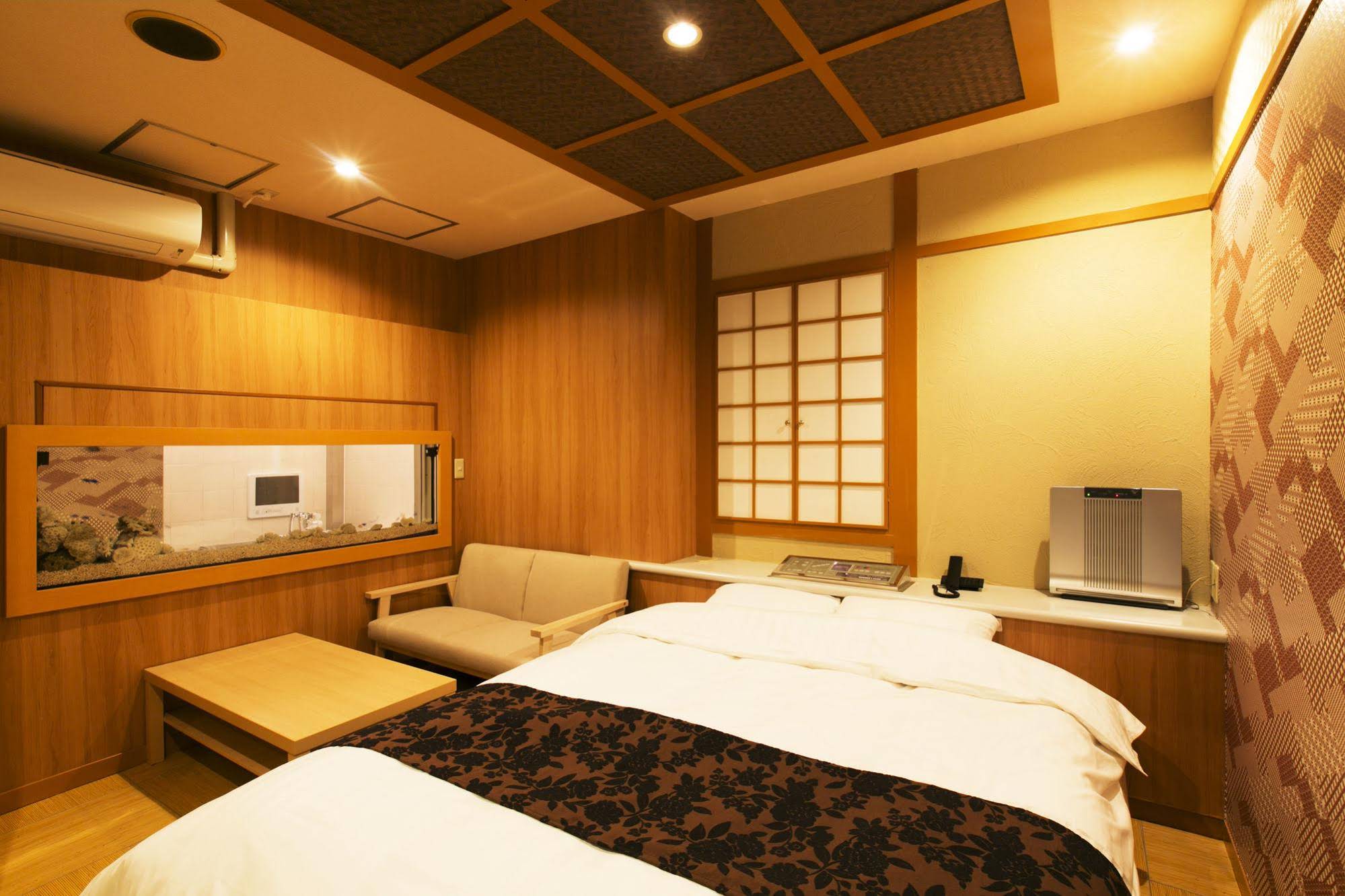 Hotel Atlantis Higashiosaka