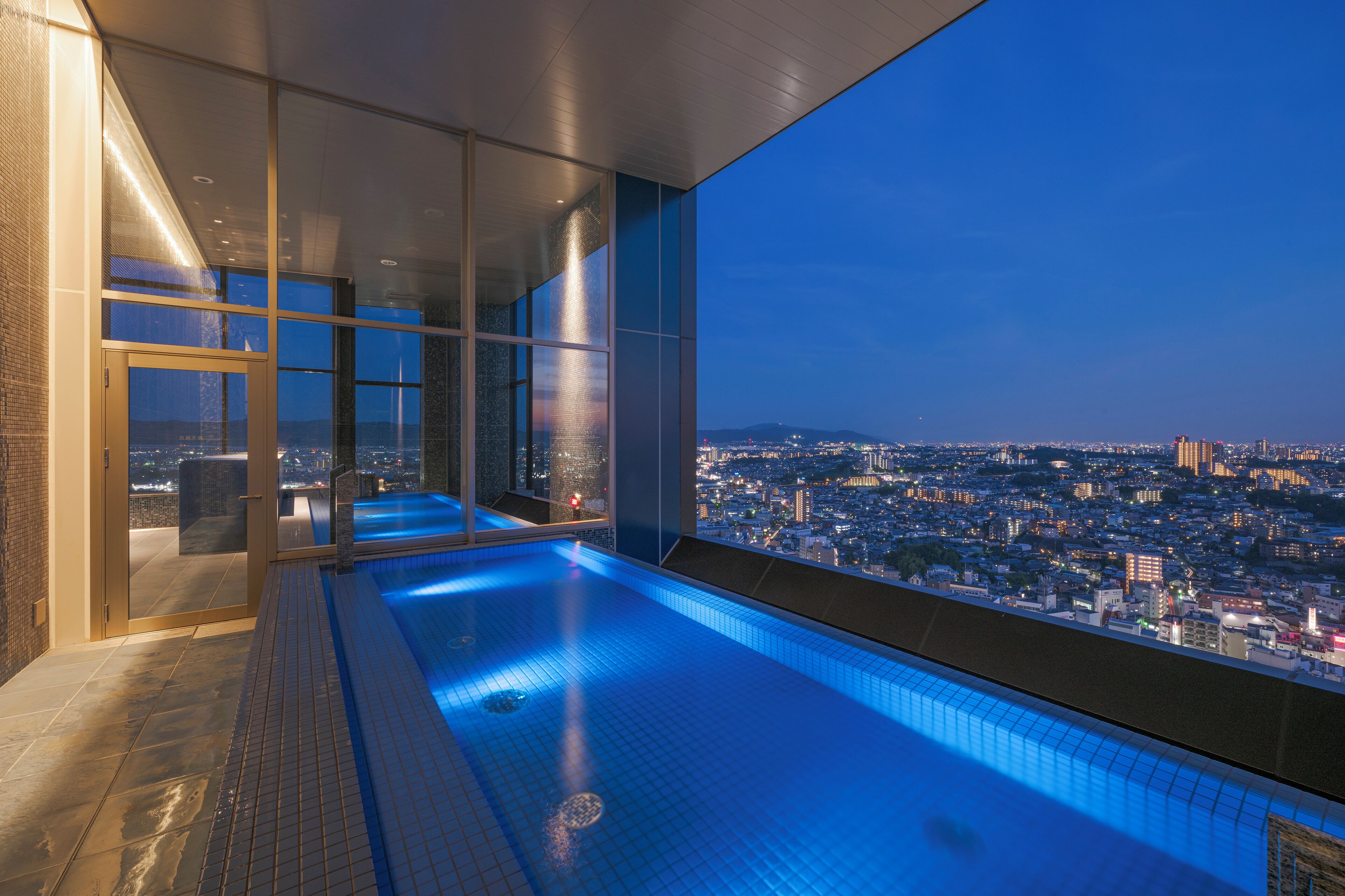 Candeo Hotels Osaka Hirakata