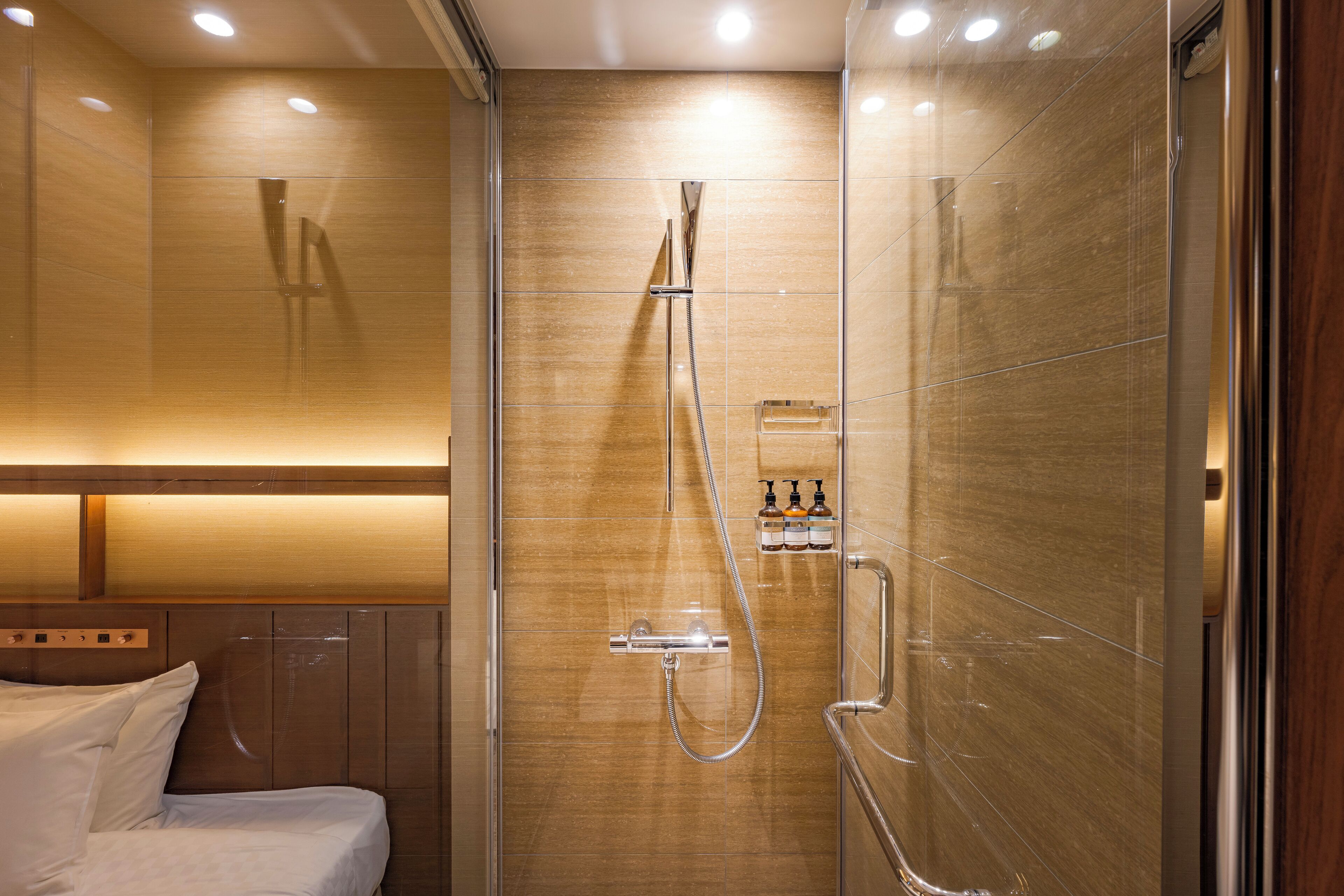 Candeo Hotels Osaka Hirakata