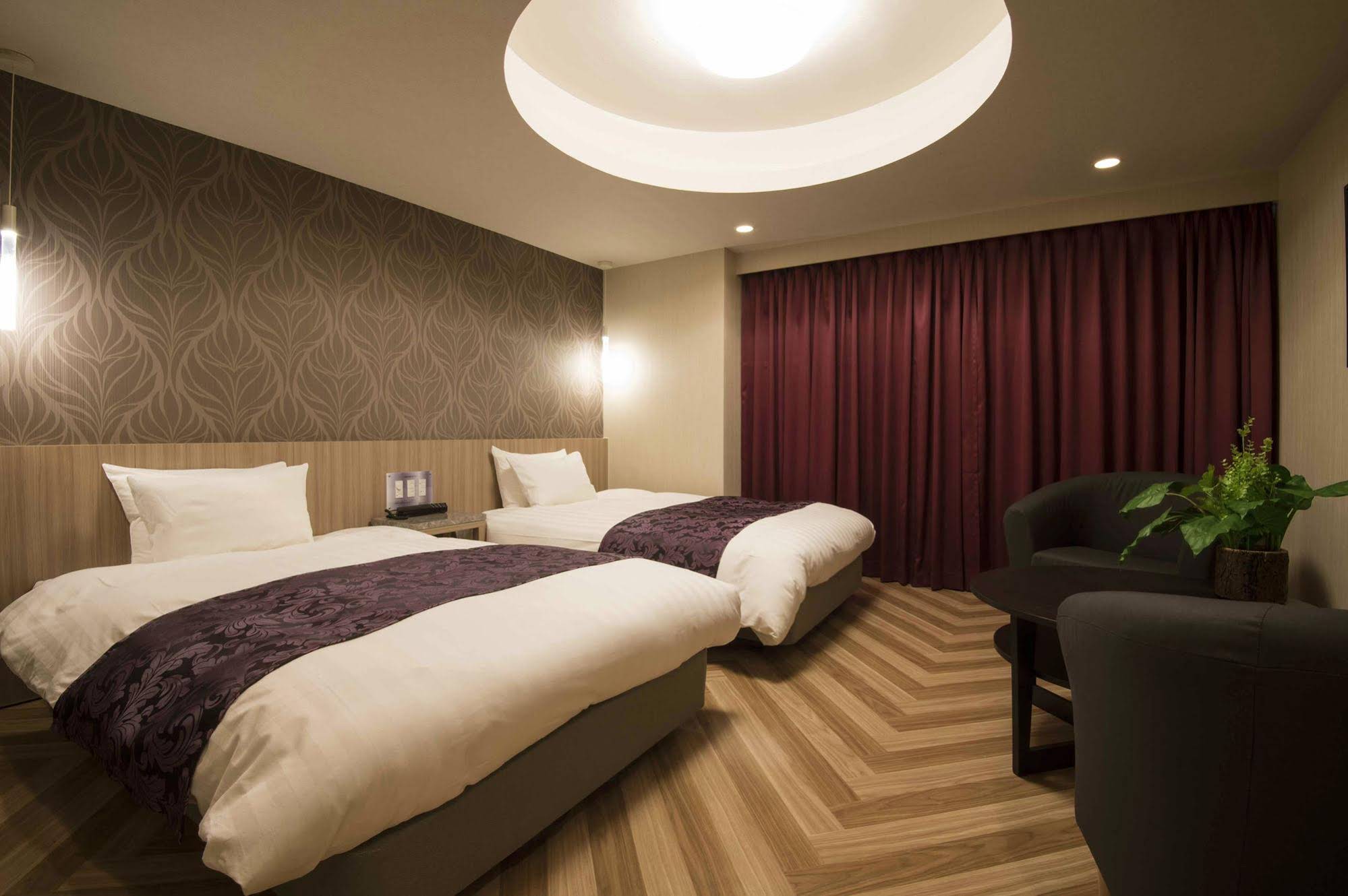 Reftel Osaka Airport Hotel