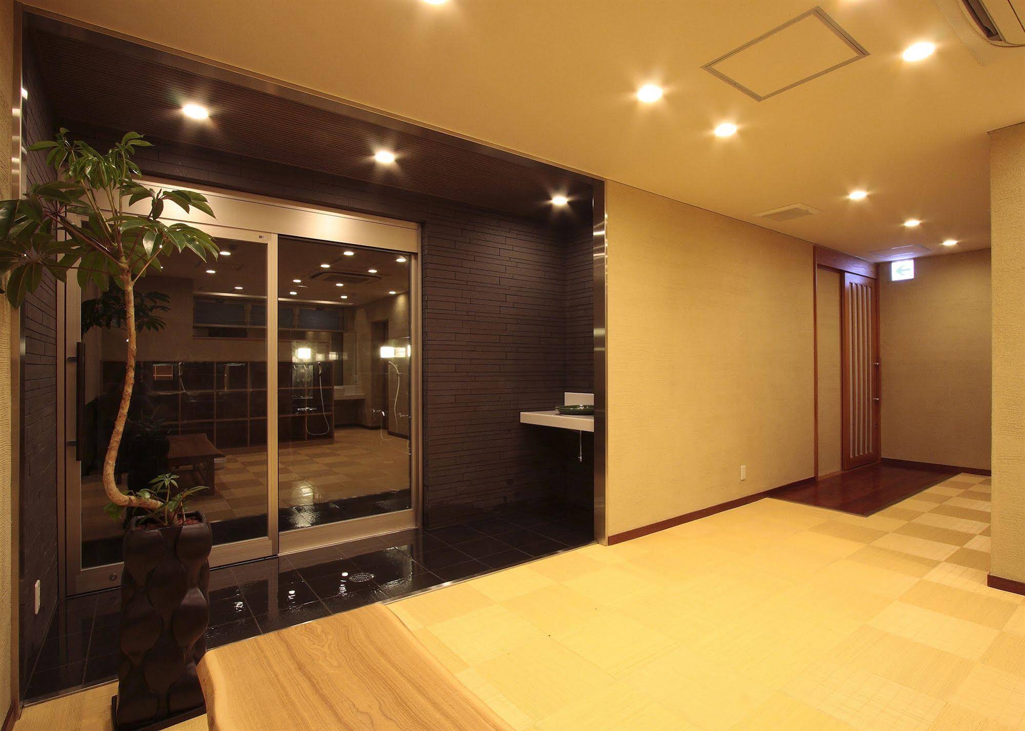Garden Palace & Kansai Airport SPA